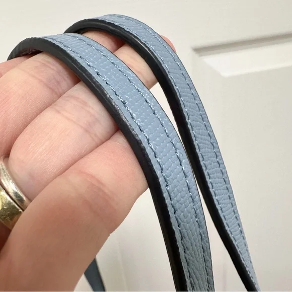 SOLD Coach Reversible City Tote Signature Floral Denim Cornflower Coated Canvas - Picture 9 of 13